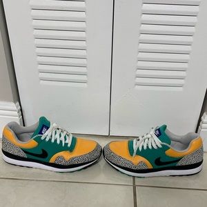 NIKE AIR SAFARI SE